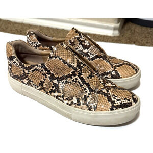J/Slides Slip-on Embossed Snakeskin Sneakers Vegan Leather Upper womens Size 10